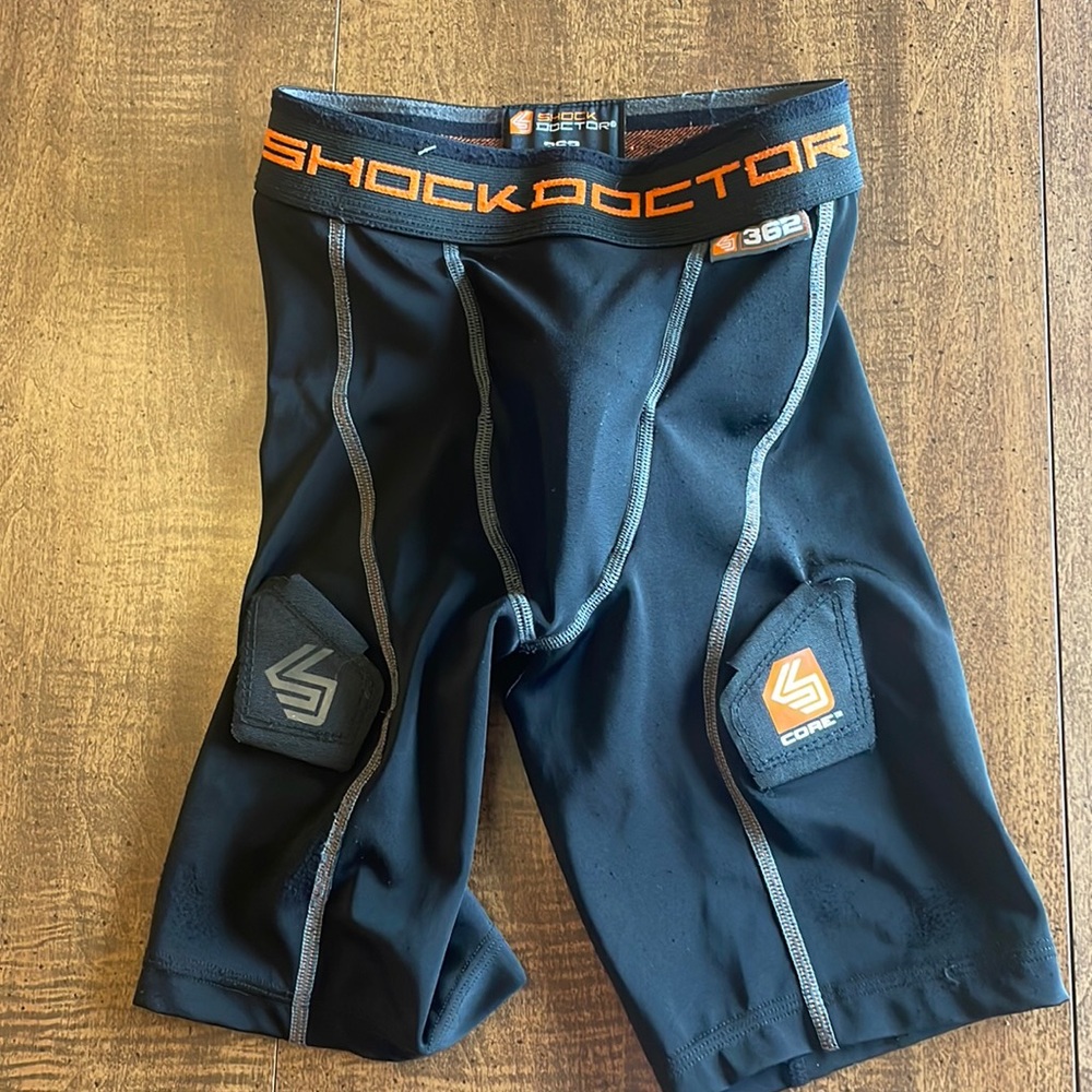 Boys hockey shock doctor